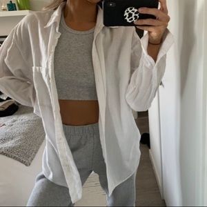 SOLD Aritzia Community Veritas Linen Button Up